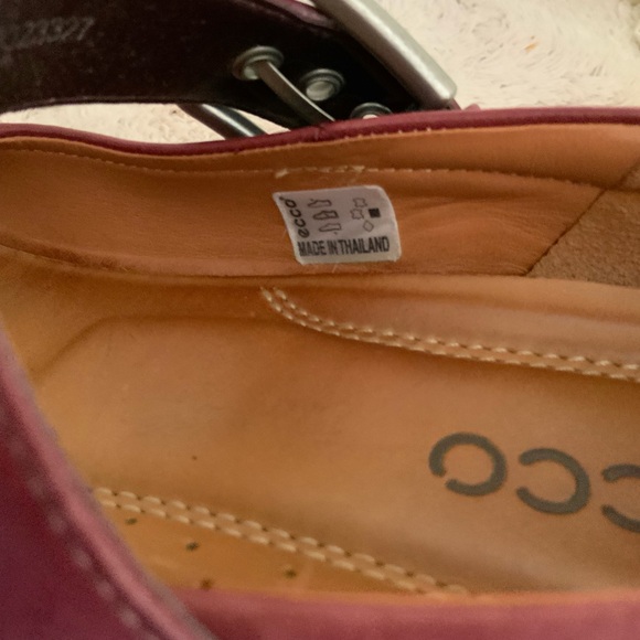 ECCO - Picture 7 of 10